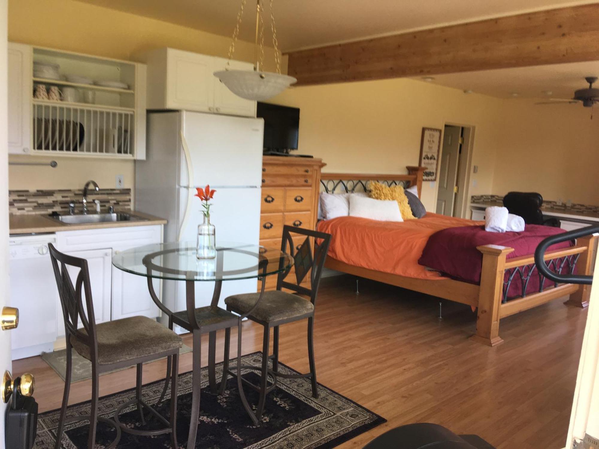 Kelli Creek Cottage - Reduced Price On Tours Τζούνο Εξωτερικό φωτογραφία